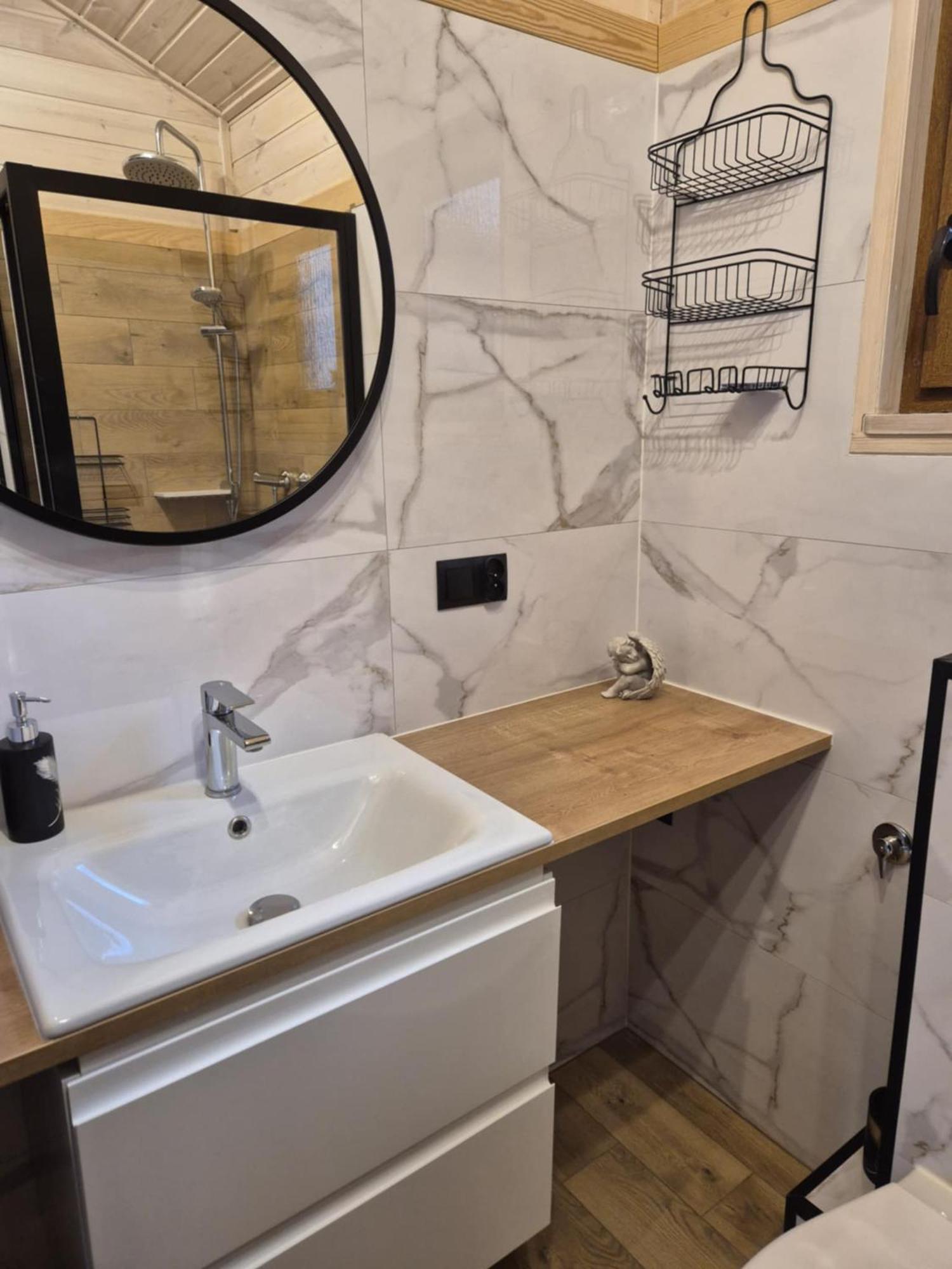 Hotel Dzik W Zagrodzie Borsk Esterno foto